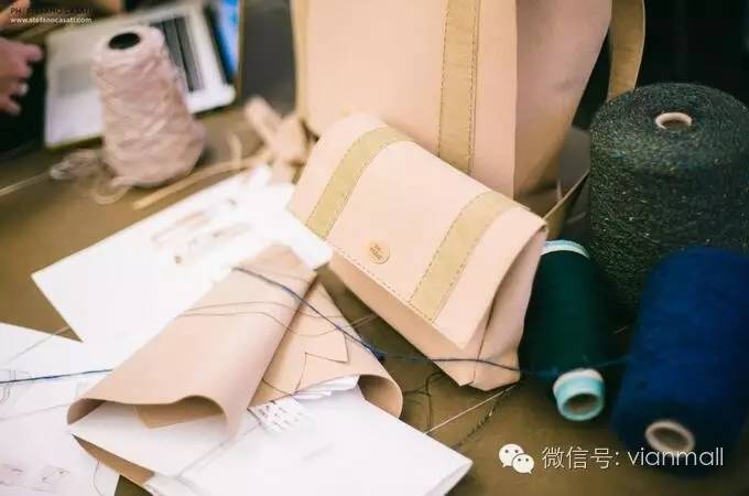 路易威登变色牛皮很神秘？LV的植物鞣革变色怎么做