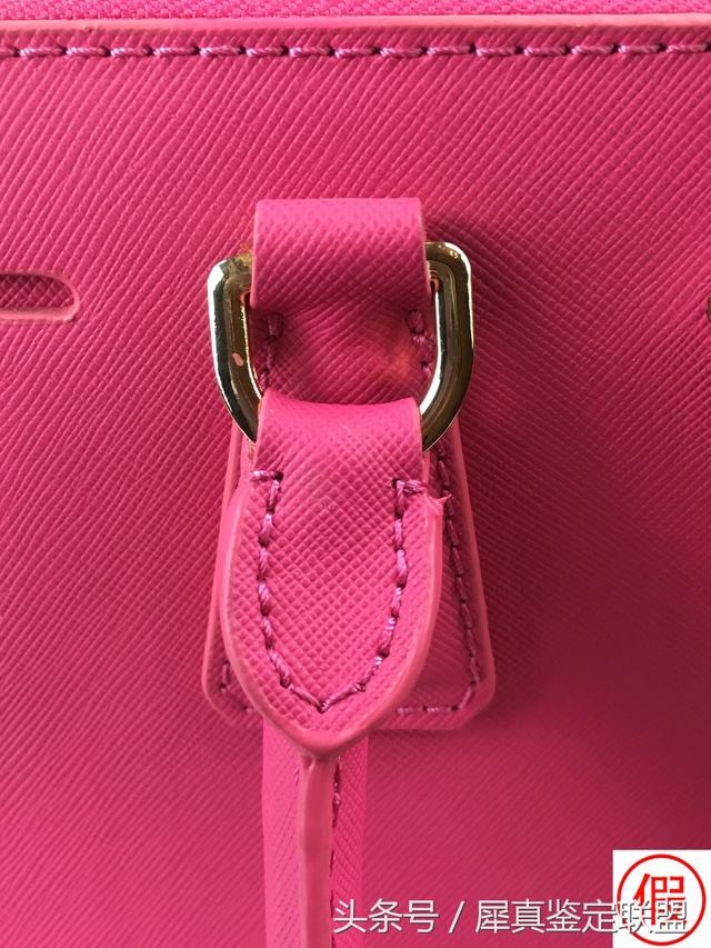 奢侈品鉴定：七步教你搞定真假PRADA